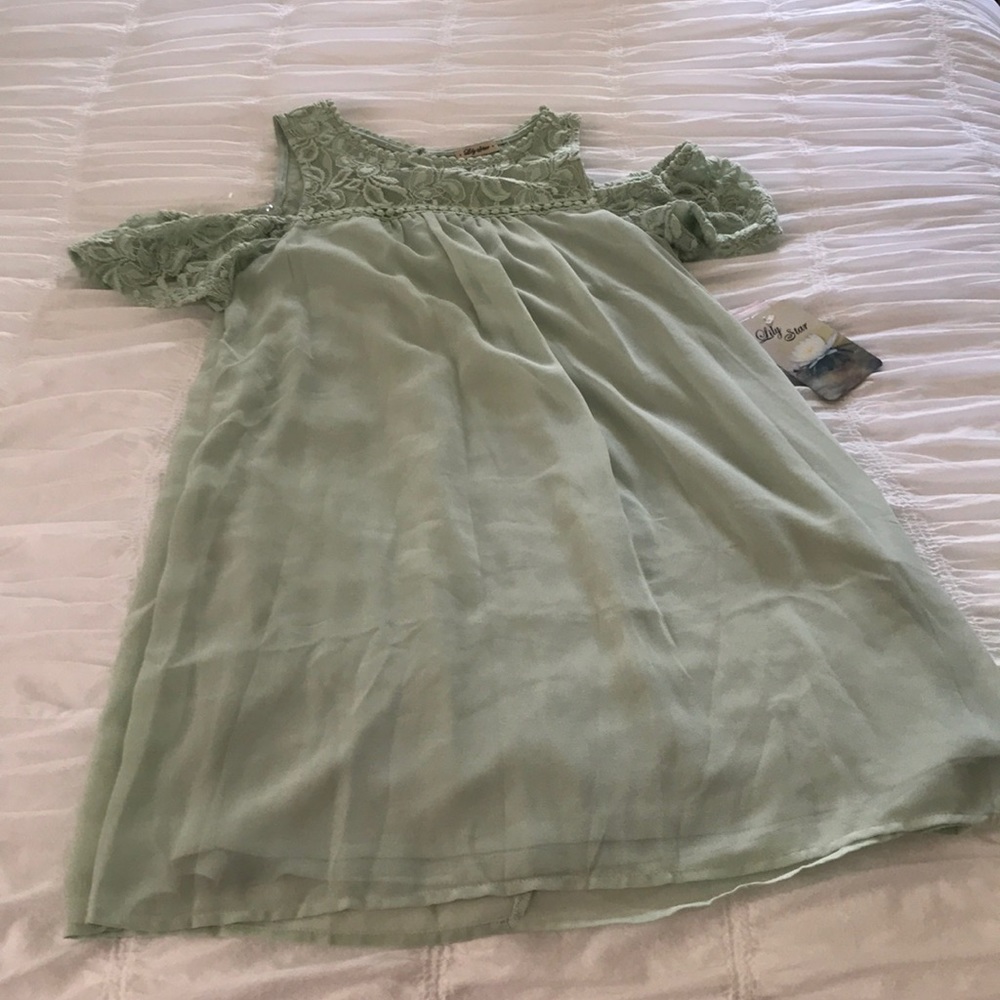 NWT cold shoulder dress